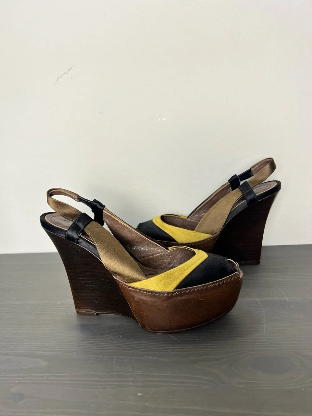 Marni Colorblock Platform Wedge Sandals Size 36 Black Yellow Peep Toe Heel